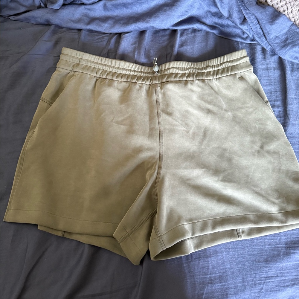 Lululemon softstreme high rise short